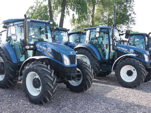 Sprzedaż nowych ciągników w roku 2024. Zmiany na Rynku